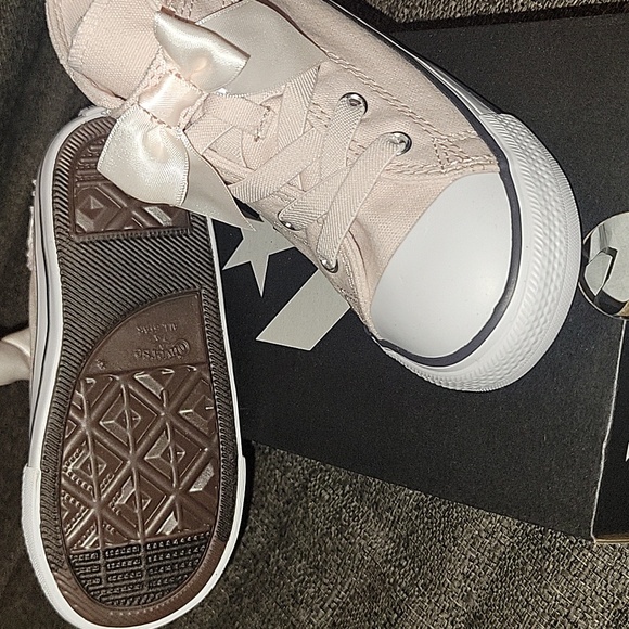 Converse All Stars Infant Size 9 Pink Easy On High Top - Picture 3 of 3